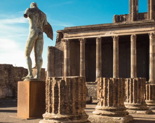 Walking Tour of Pompeii with Skip-the-Line Ticket