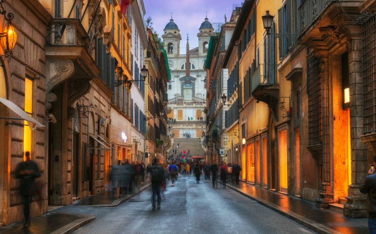 Rome: The 10 Most Beautiful Streets to Include in Your Itinerary